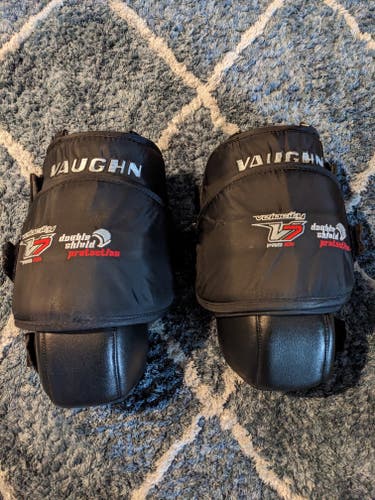 Vaughn Velocity V7 Pro XR Knee Pads