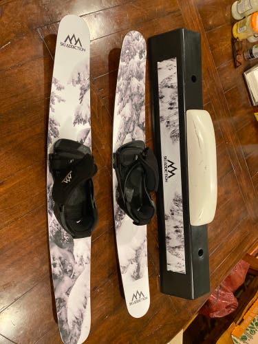 Ski Addiction Tramp Skis and Jib Bar