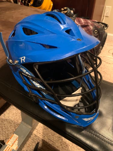 Player's Cascade R Helmet