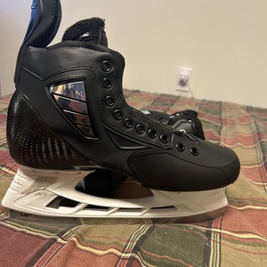 Used True Regular Width Size 10.5 Pro Custom Hockey Skates