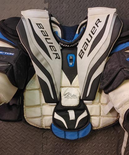 Used Large Bauer Reactor 6000 Goalie Chest Protector Pro Stock