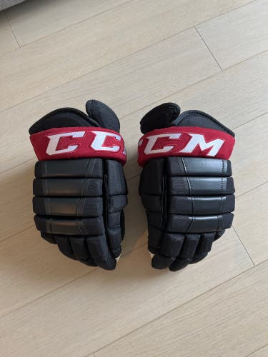 NEW Pro Stock CCM HG97 Gloves 13 Inch Black Arizona Coyotes