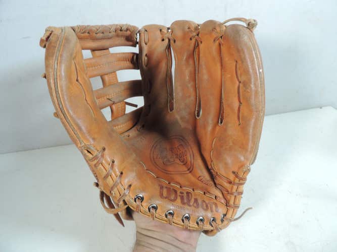 Wilson "THE A2000" XLO Brown Leather 12" Baseball Glove RHT, Made in U.S.A.