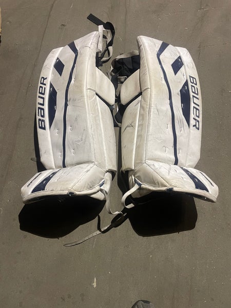 Bauer supreme goalie leg pads