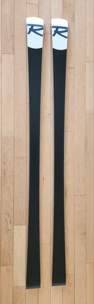 Used Unisex 2022 M19 Rossignol 179 cm Racing Hero Master Skis