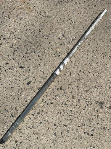 Used Warrior Platinum Alloy 40in Goalie Shaft Gold