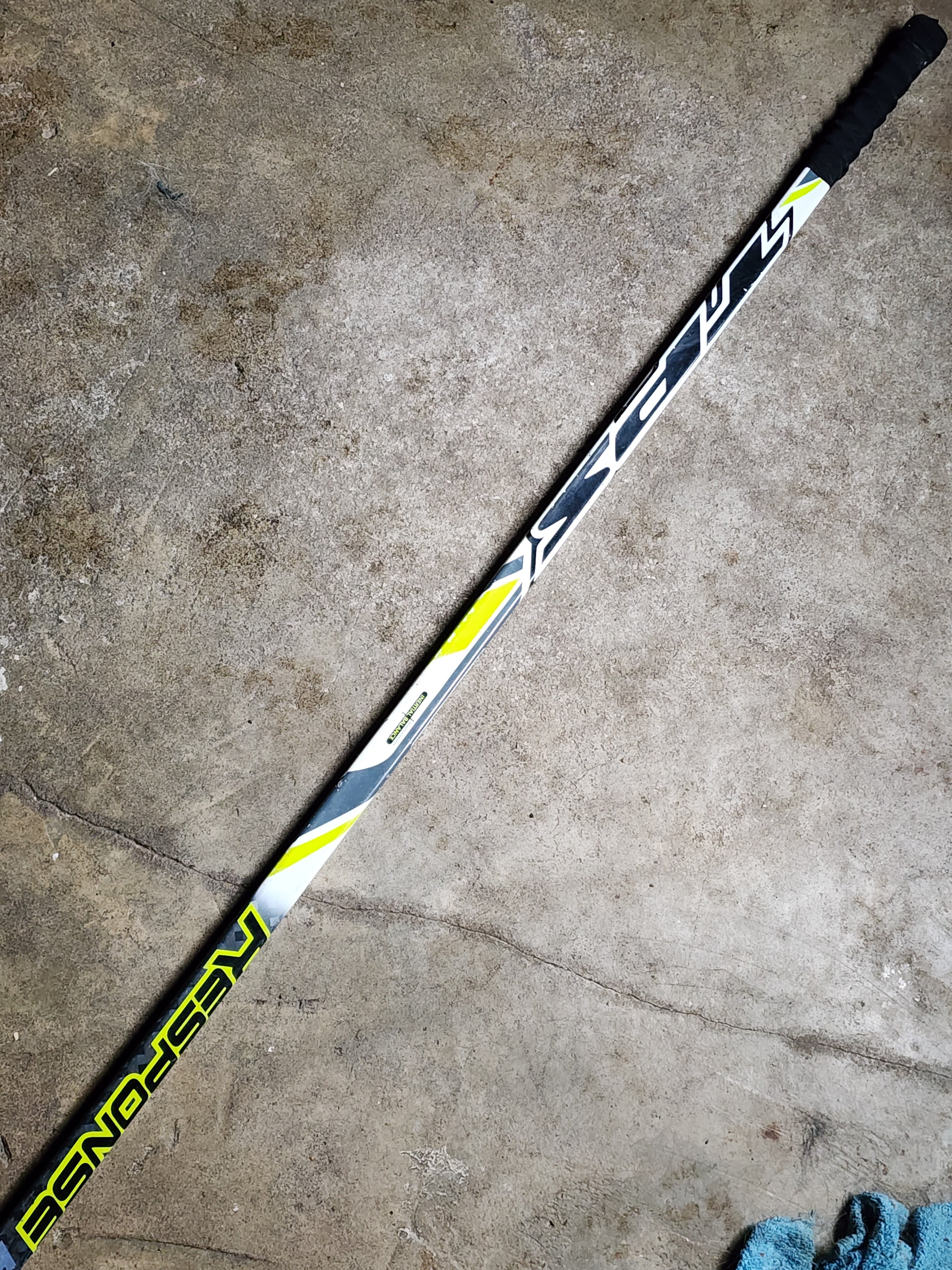 TPS Response R8 Lite Composite Stick - Intermediate