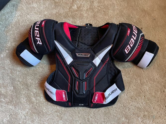 Senior Small Bauer NSX Shoulder Pads