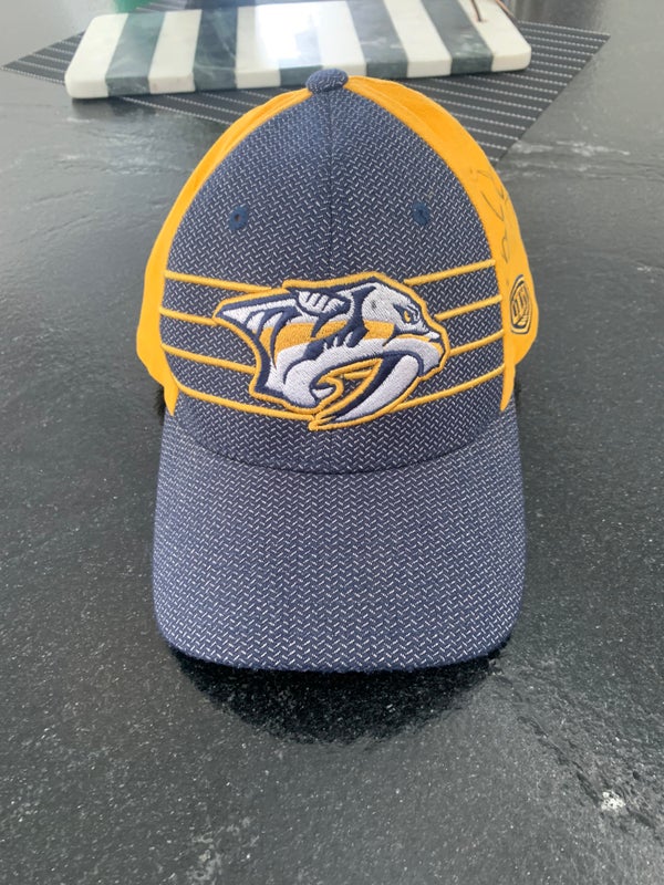 Buffalo Sabres adidas Reverse Retro 2.0 Flex Fitted Hat - White
