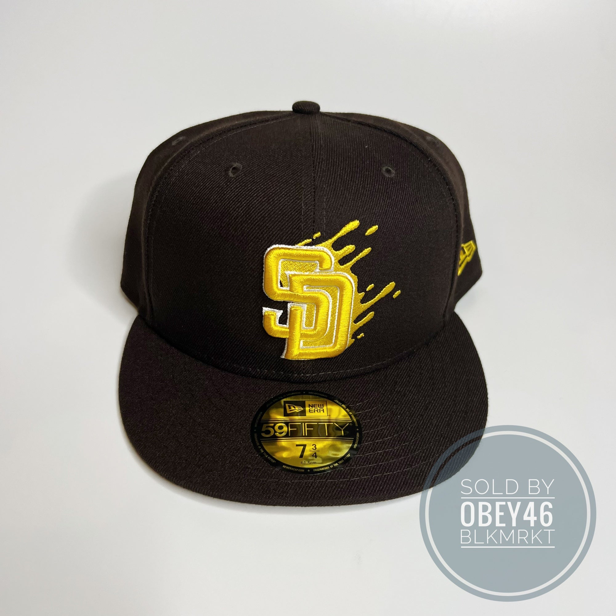 San Diego Padres New Era 9FIFTY Snapback Hat Cap Swinging Friar 2Tone 950  Retro