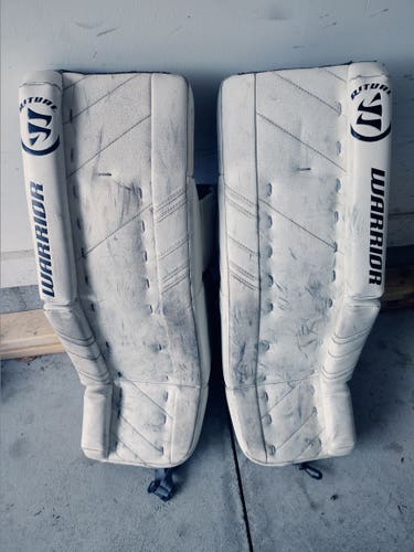 Used 31" Warrior Ritual G3 Goalie Leg Pads
