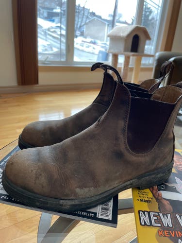 Blundstone Boots men’s size 9 fits like 10.5 used