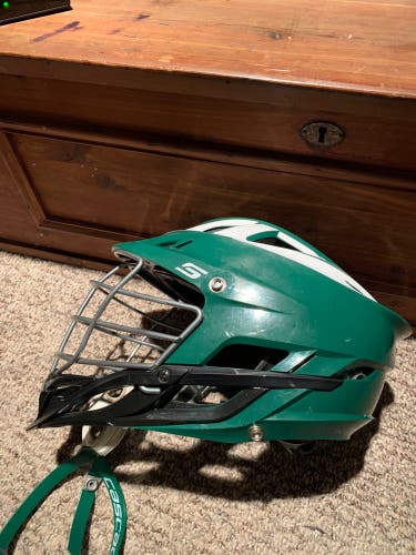 Player's Cascade S Helmet