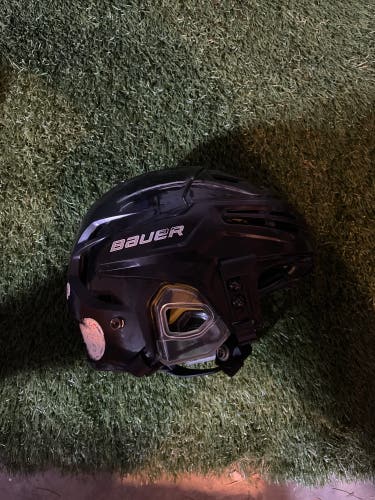 Used Medium Bauer Re-Akt Helmet