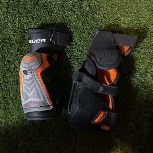 Used Small Bauer Supreme One.4 Elbow Pads