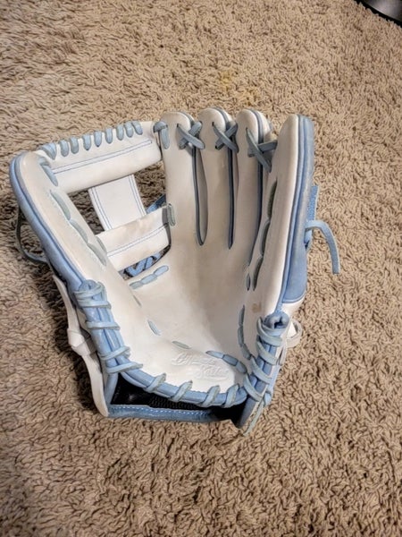 Used Marucci Right Hand Throw Infield Cypress Series Baseball Glove 11.5"