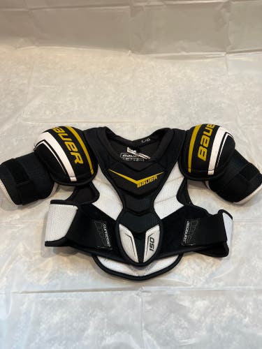 Used Jr Large Bauer  Supreme 150 Shoulder Pads