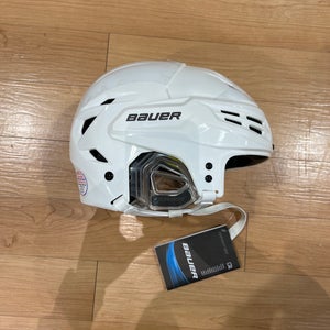 New Large Bauer Re-Akt 95 Helmet
