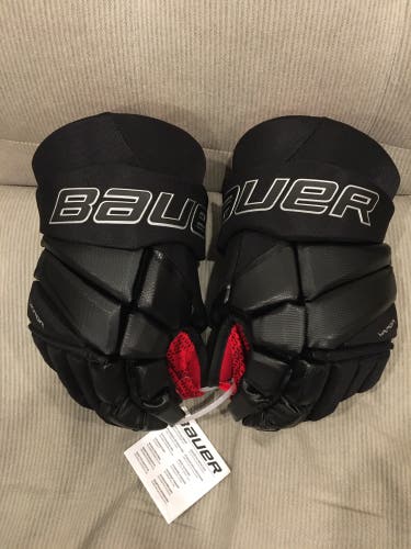 New! Bauer Vapor 3X Hockey Gloves Black Senior Size 15"