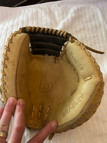 Bradley- Bandito Series- Youth 32” Catchers Mitt