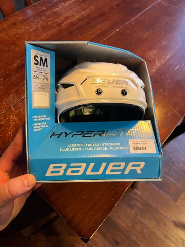 Bauer  Hyperlite Helmet