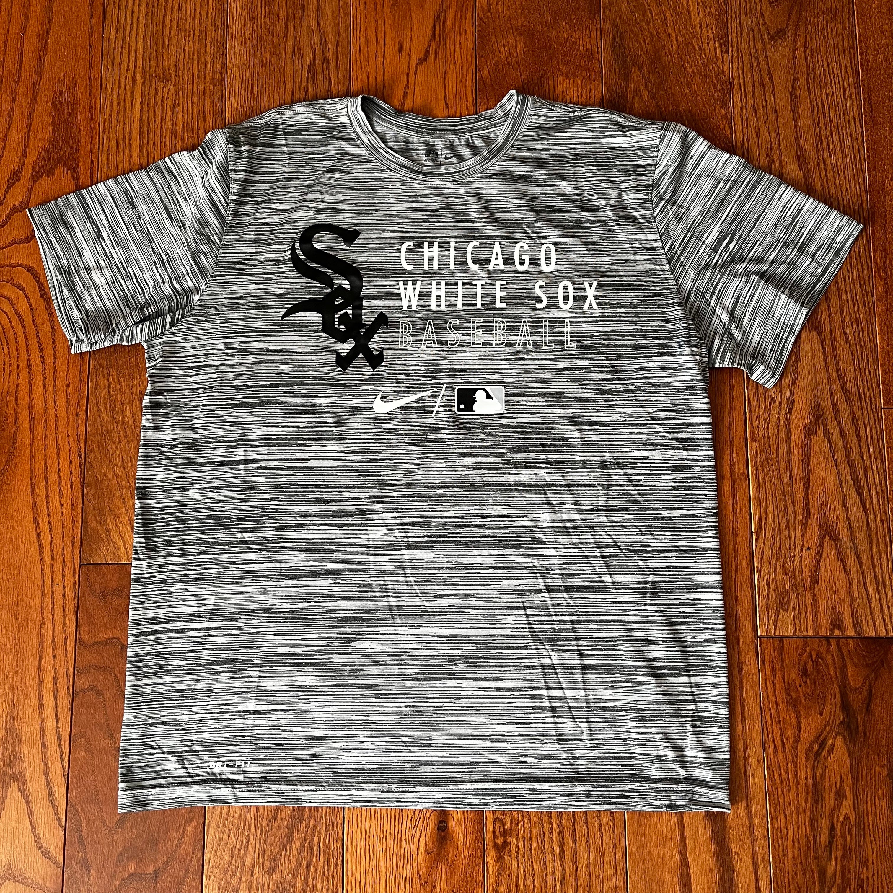 Team Issued Chicago White Sox Nike BP Shirt Size Large