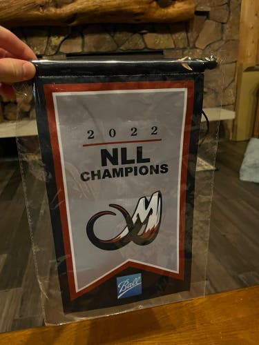brand new in bag colorado mammoth 2022 nll champions banner