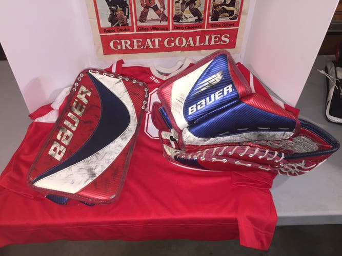 Used Bauer Regular Pro Stock Supreme Pro Glove and Blocker