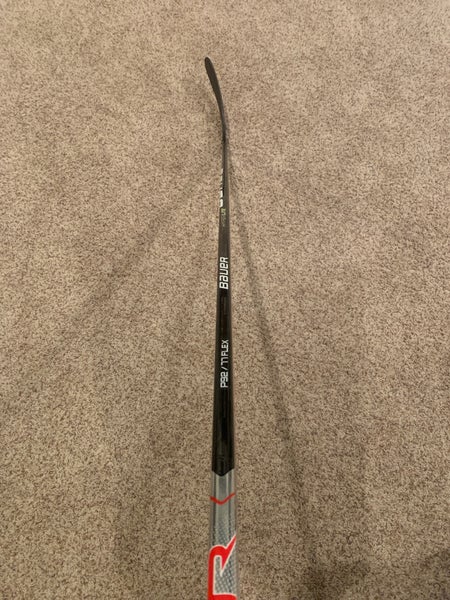 Senior Right Handed P92 Vapor Hyperlite Hockey Stick