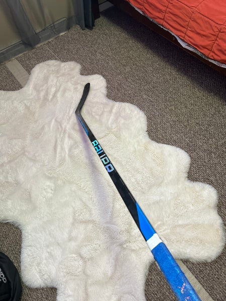 Senior Right Handed P88 Nexus Sync Hockey Stick