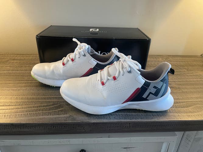 Footjoy Youth Fuel Golf Shoes, size 5