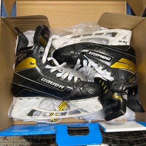 Senior Used Bauer Supreme UltraSonic Hockey Skates Regular Width Size 7.5
