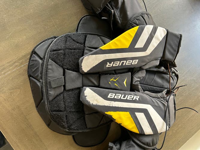 Used Small Bauer Supreme One.7 Goalie Chest Protector