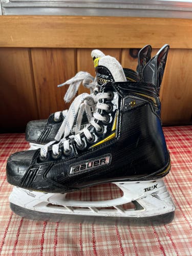 Used Bauer Size 5 Supreme 2S Hockey Skates