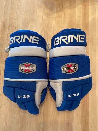 New Brine 10” L-25 Lacrosse Gloves Royal
