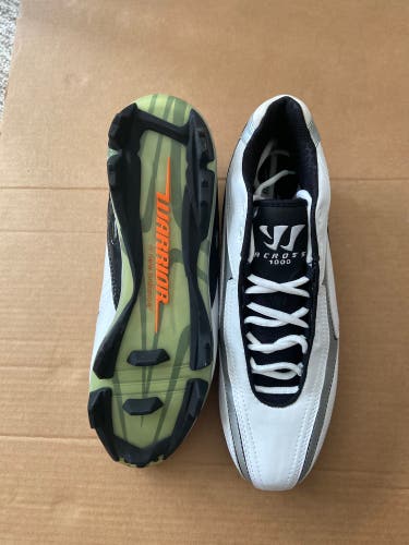 New Mid Top Burn Molded Cleats Size 12