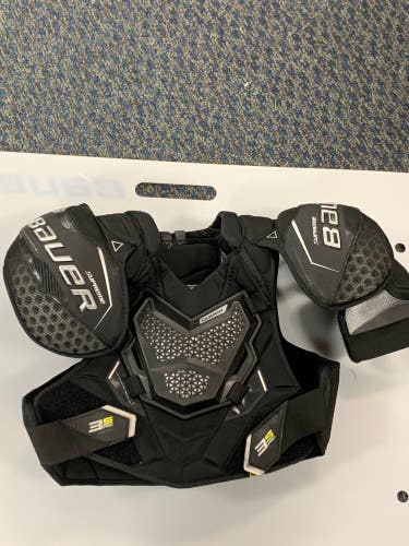 Senior Used Medium Bauer Supreme 3S Pro Shoulder Pads