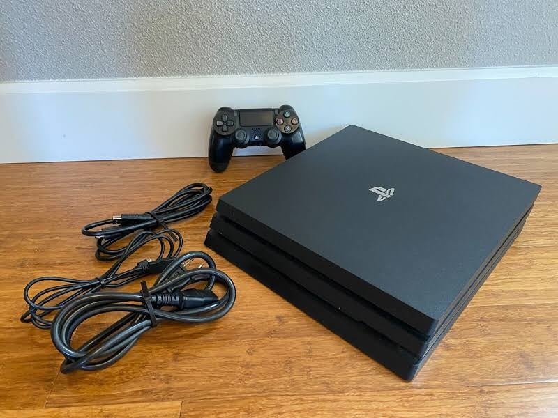 PS4 pro Console SidelineSwap