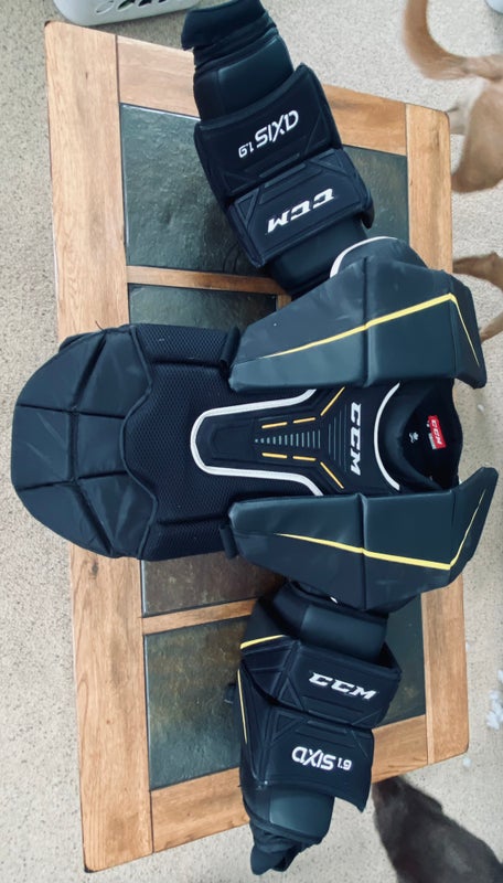 Used Small CCM  Axis 1.9 Goalie Chest Protector