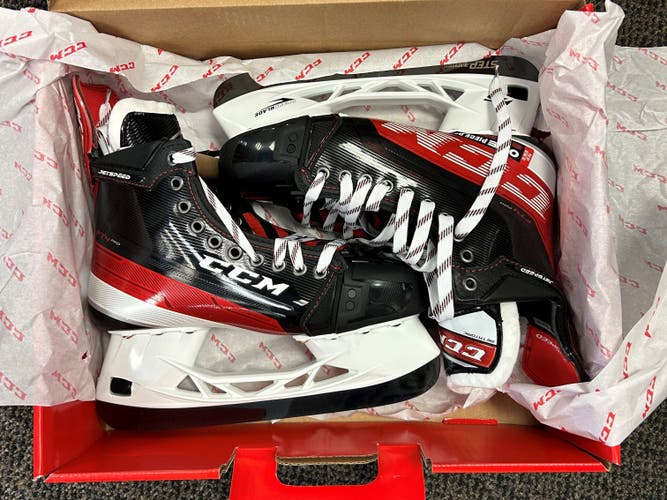 Senior New CCM JetSpeed FT4 Pro Hockey Skates Regular Width Size 8.5