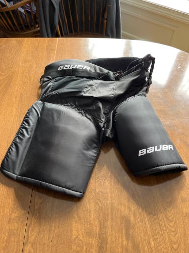 Junior XL Bauer Hockey Pants