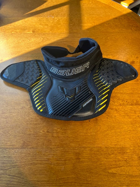 New Bauer Supreme Neck Guard