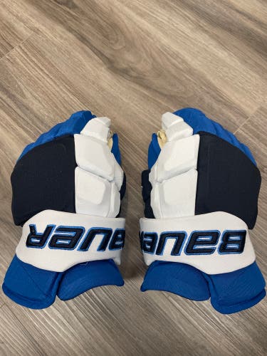 14” Winnipeg Jets Adam Lowry Bauer Pro Stock Gloves