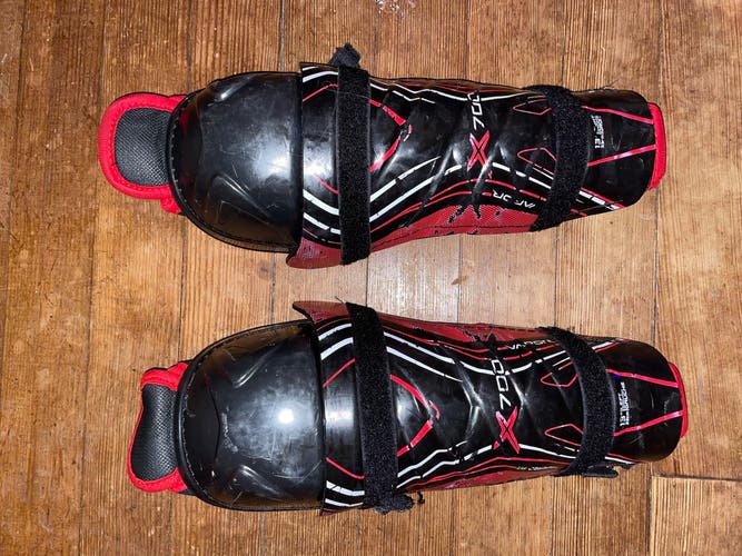 Bauer Vapor X700 Shin Pads