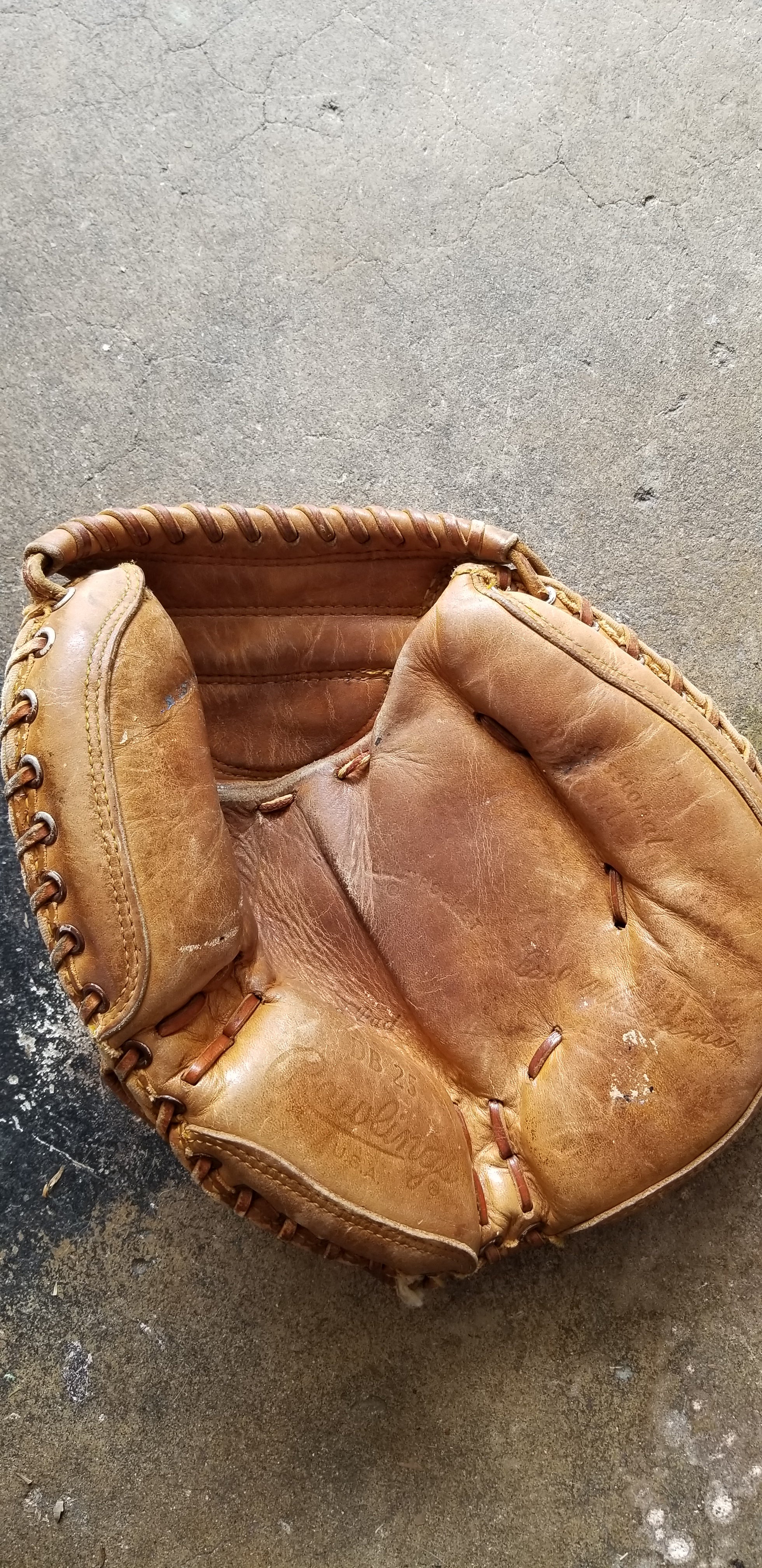 Vintage made in USA Rawlings Right Hand Throw Catcher's Baseball