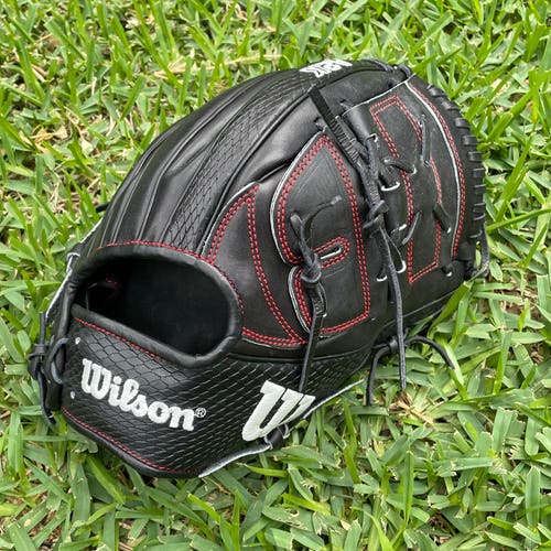 Wilson A2K B2 Pattern 12 Inch Baseball Glove