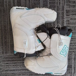 Used Dc Shoes Snowboard Boots Senior 7 Snowboard Womens Boots