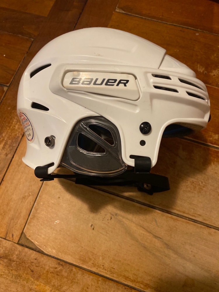 Used Small Bauer  7500 Helmet
