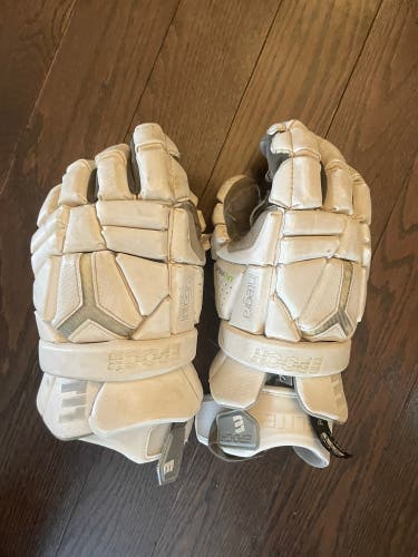 Used Player's Epoch 13" Integra Lacrosse Gloves