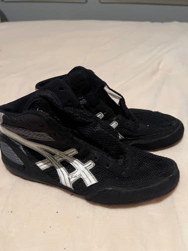 Asics matflex Wrestling Shoes Size 4 Black
